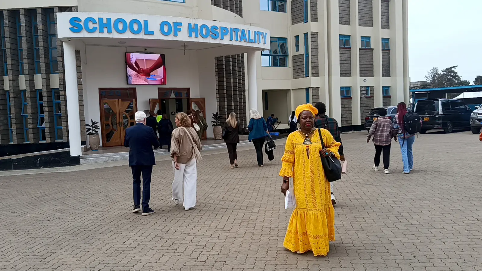 Delegation auf dem Weg zur School of Hospitality des Nairobi National Polytechnic
